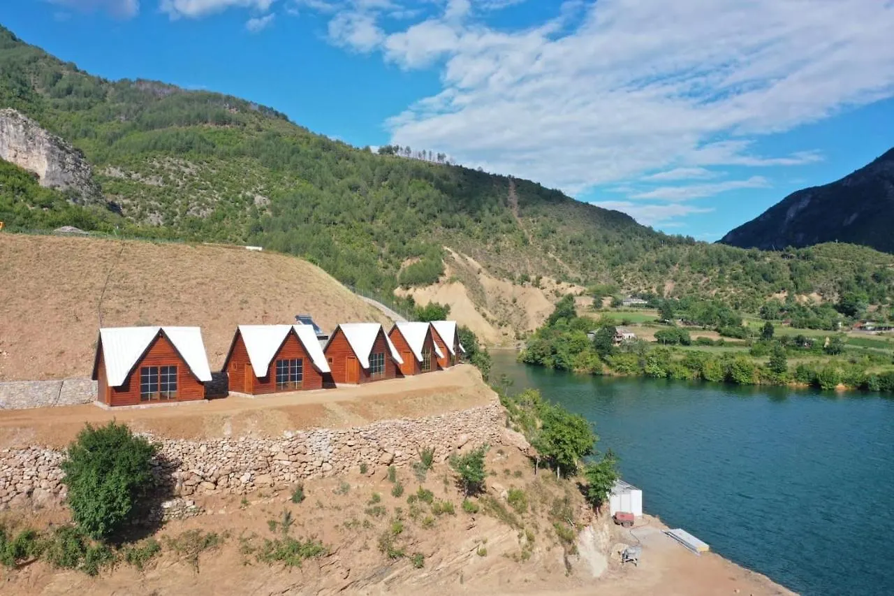 5 Stinet Villa Koman 0*,  Albania